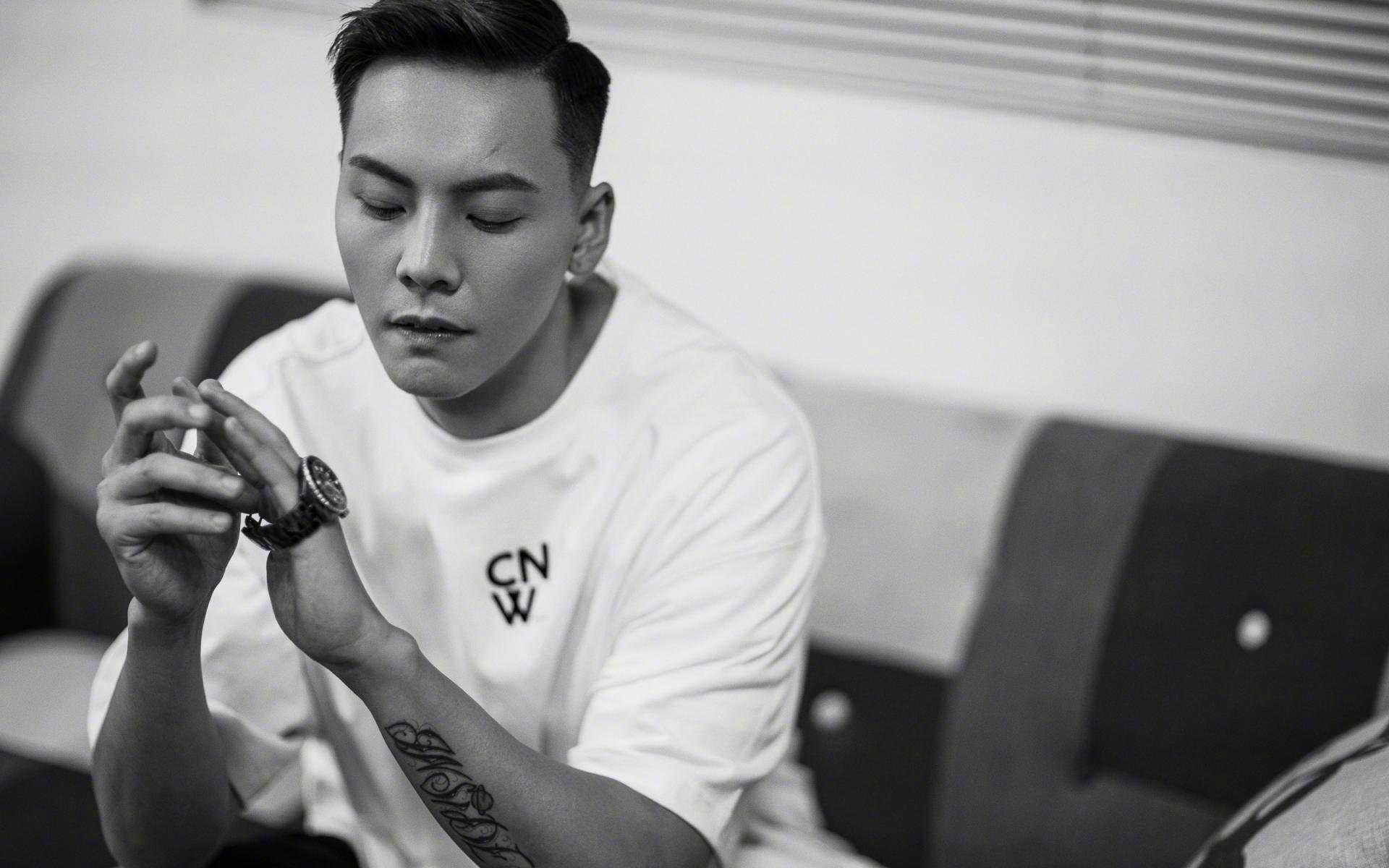 “东桃花岛：缆绳滑水让水上运动焕发新光彩”