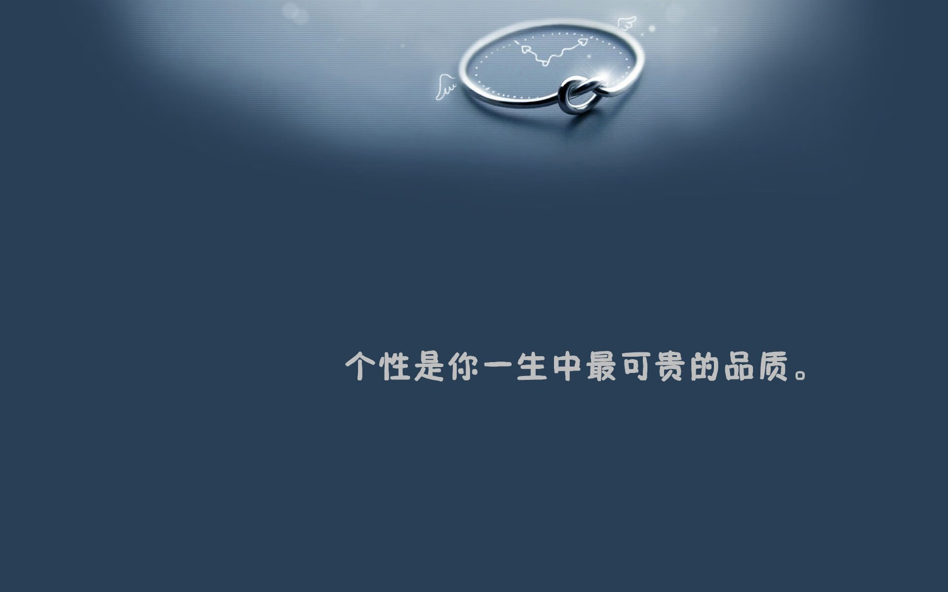 马赛边后卫插上助攻撕裂边路防守，马赛前锋