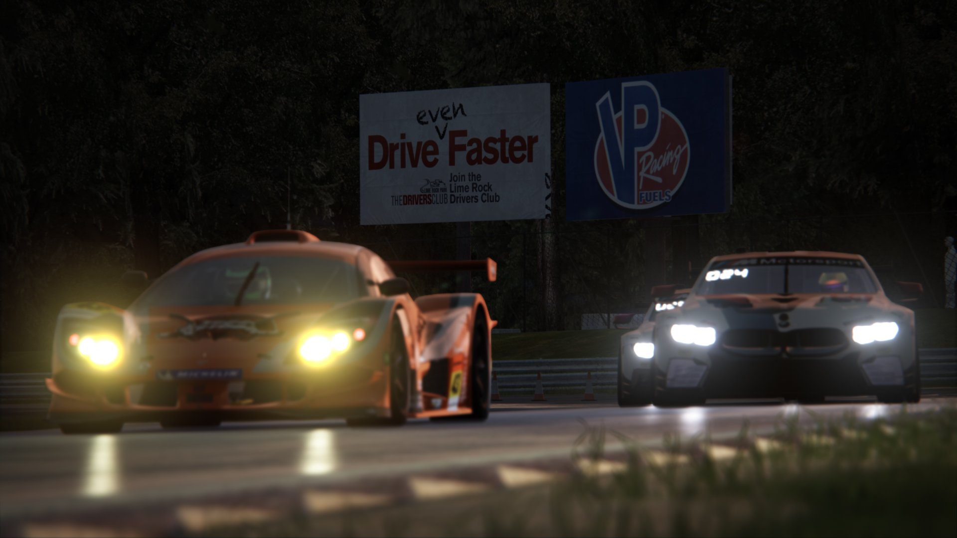 澳大利亚袋鼠队的后卫线防守，为团队带来坚实屏障，袋鼠袭击澳大利亚